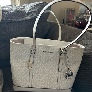 Michael Kors White Tote Bag